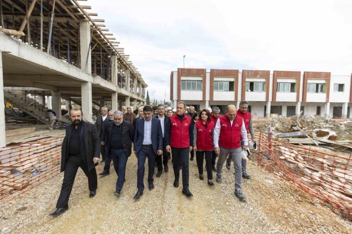 Seçer, lojistik merkezi çalışmalarını yerinde inceledi
