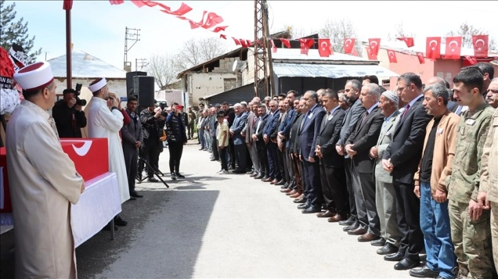 Şehit Muhammed Koçak, memleketi Van'da son yolculuğuna uğurlandı