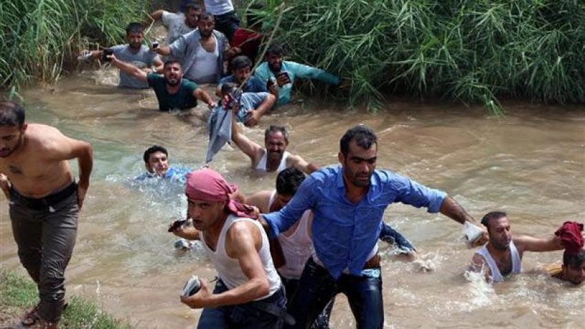 Jandarma Silopi'de sınırı yüzerek geçen şoförlere ateş açtı: 4 yaralı