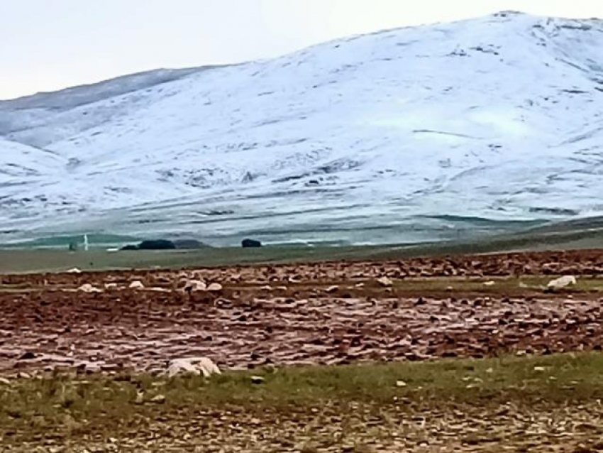 Sivas'a Haziran ortasında kar yağdı