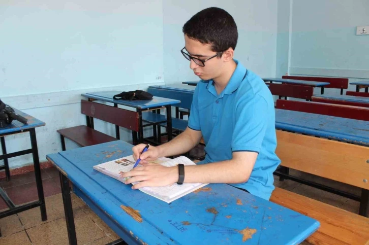 Siirt’li öğrenci LGS sınavında 500 tam puan aldı
