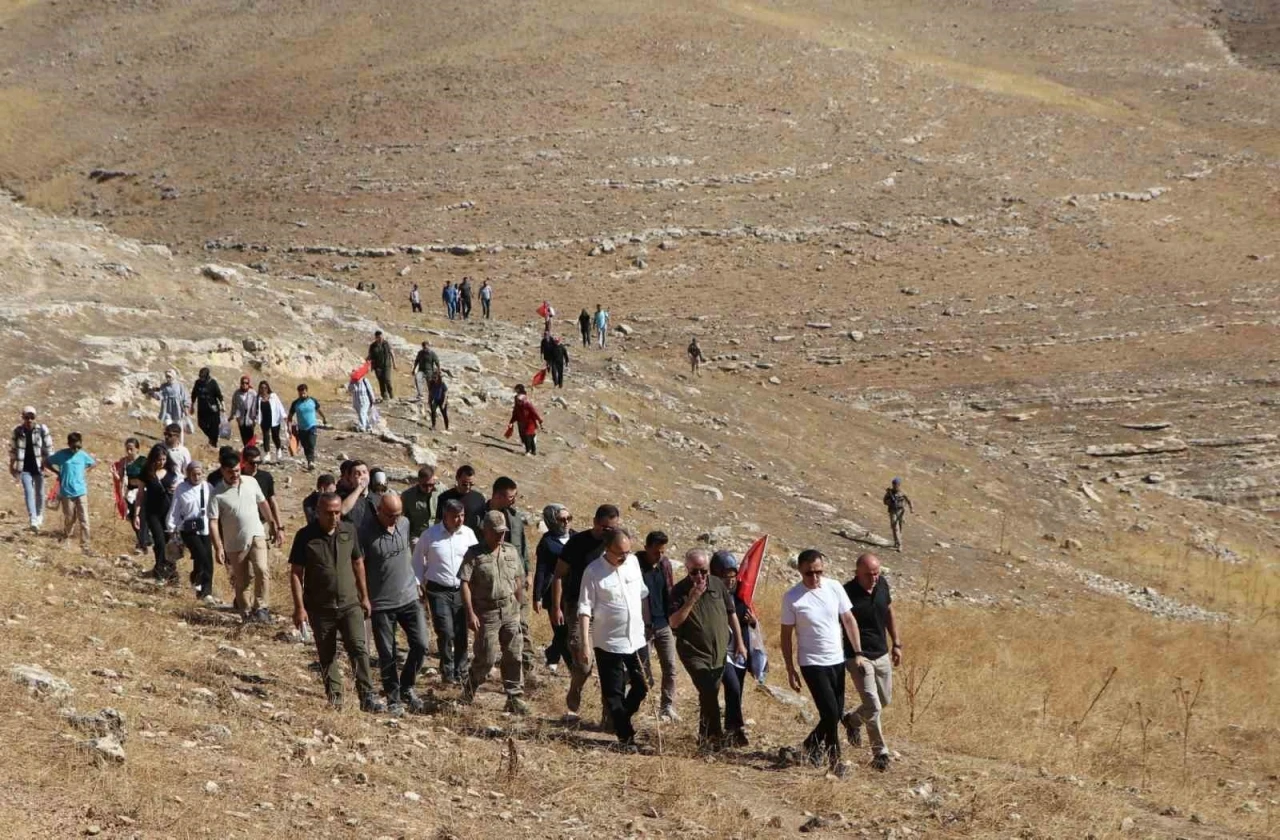 Siirt’te Akabe Yolu’nda doğa yürüyüşü düzenlendi
