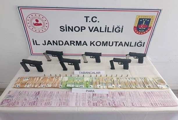 Sinop’ta silah kaçakçılarına operasyon
