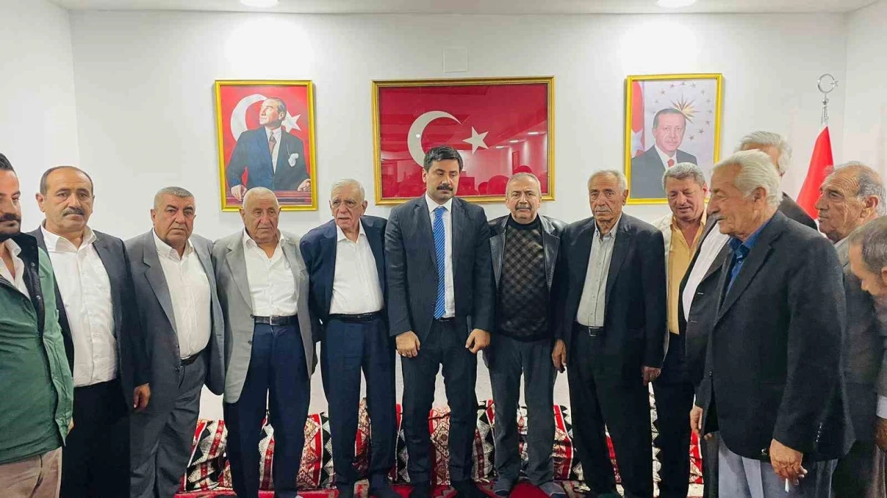 Sırrı Süreyya Önder ve Ahmet Türk, Şenyaşar ve Yıldız ailelerine aracı oluyor
