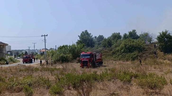 Site inşaatında çalışan vincin kopardığı enerji hattı yangın çıkardı
