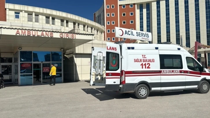 Sivas’ta acemi kasaplar hastaneye akın etti
