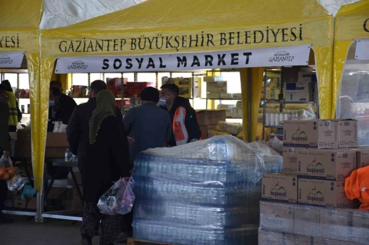 Sosyal marketler depremzedelerin ihtiyaçlarını karşılıyor
