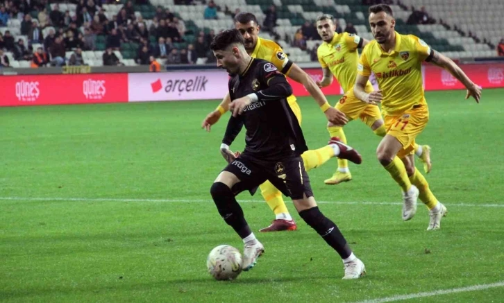 Spor Toto Süper Lig: Giresunspor: 0 - Kayserispor: 2 (İlk yarı)
