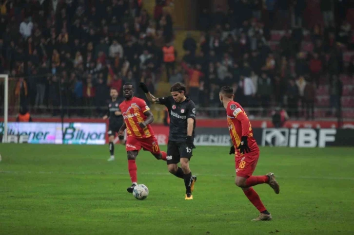 Kayserispor: 4 - Sivasspor: 1 (Maç sonucu)