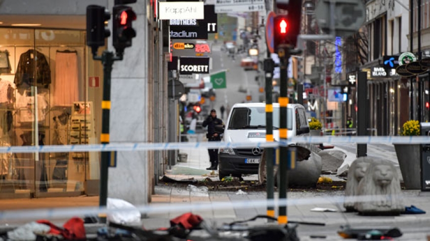 Stockholm'daki kamyonlu terör saldırısında 1 tutuklama,1 gözaltı