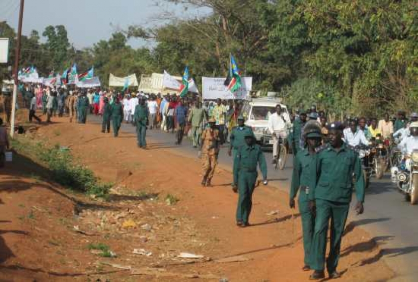 Sudan'da Raga kentinde çatışma