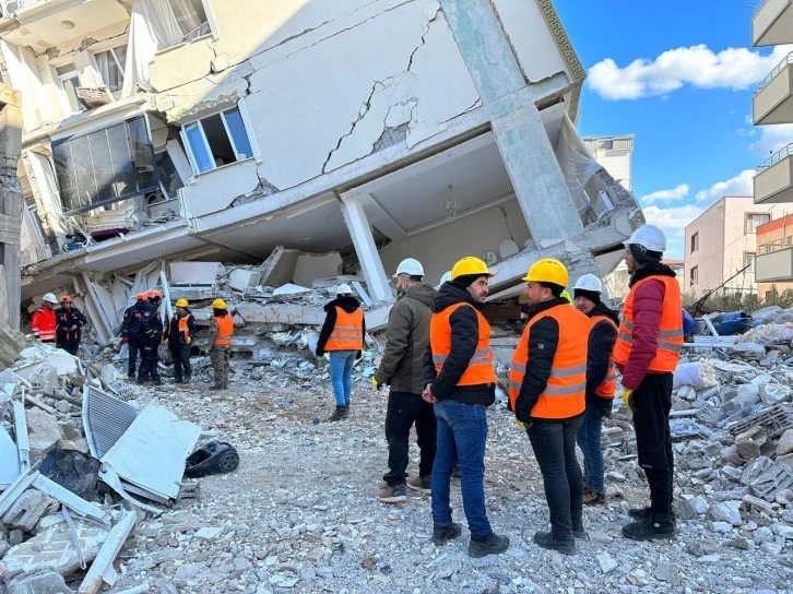 TAK ekibi çalışmalarını sürdürüyor
