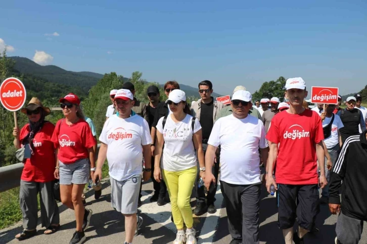 Tanju Özcan: "Onların korktuğu gibi olacak, değişim kaçınılmaz"
