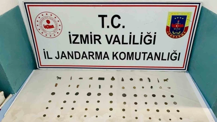 Tarihi eser kaçakçısı kıskıvrak yakalandı
