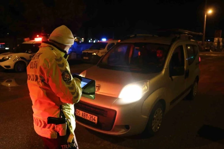 Taşova polisinden trafik denetimi
