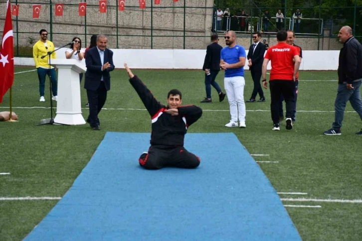 Tatvan’da 19 Mayıs coşkusu
