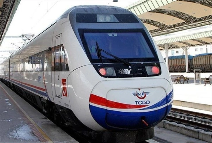 TCDD Sakarya ve çevresindeki tren yollarında otla mücadele için ilaçlama yapacak