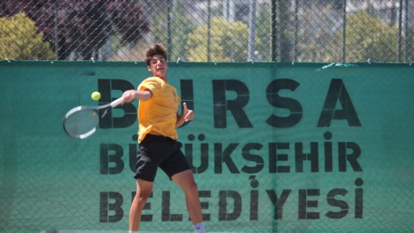 Bursa'da kortlar heyecan başladı