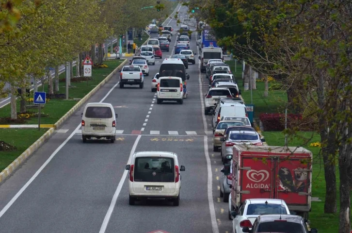 Tekirdağ’da kara taşıt sayısı 305 bini geçti
