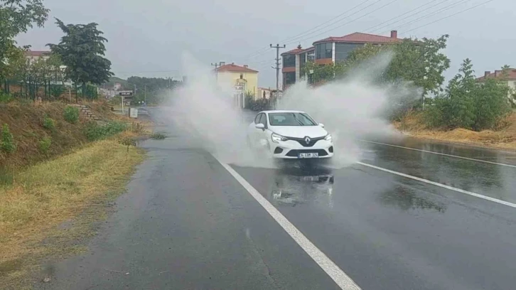 Tekirdağ’da sokaklar dere gibi aktı
