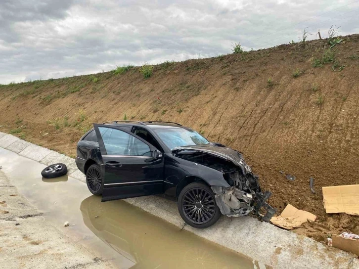 Tekirdağ’da trafik kazasında 2 kişi yaralandı, 1 kişi yaşamını yitirdi