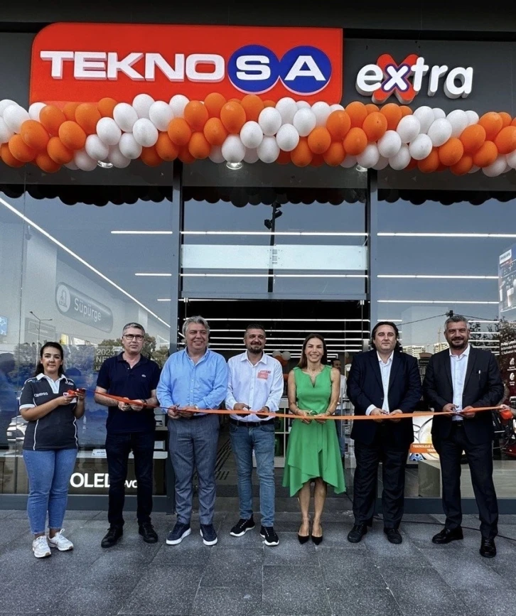 Teknosa İzmir’deki 15’inci mağazasını açtı
