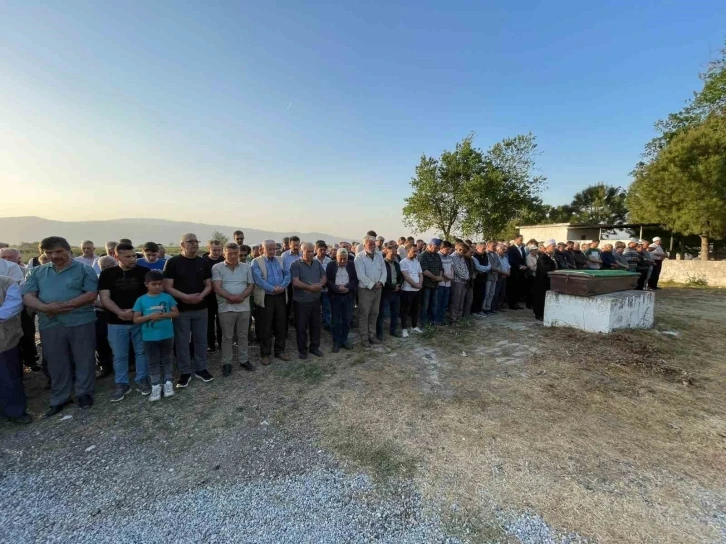 Teleferik kazasında hayatını kaybeden Memiş Gümüş toprağa verildi
