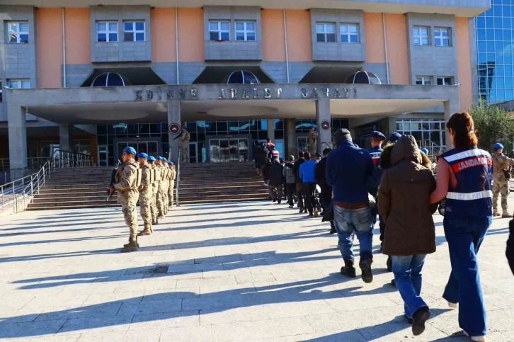 Terör örgütü şüphelileri Yunanistan’a kaçamadan yakalandı
