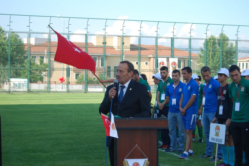 Tüfad yeni yıldızları arıyor