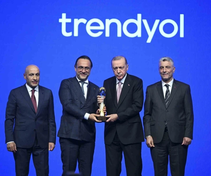 TİM’den Trendyol’a e-ihracat şampiyonu ödülü
