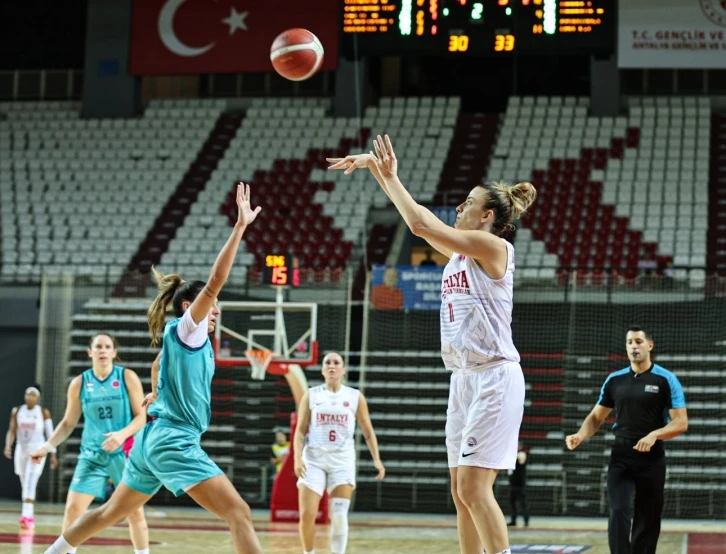 Toroslar Kadın Basketbol Takımı son saniyelerde galip
