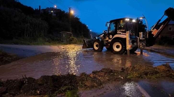 Trabzon’da sağanak yağış etkili oldu
