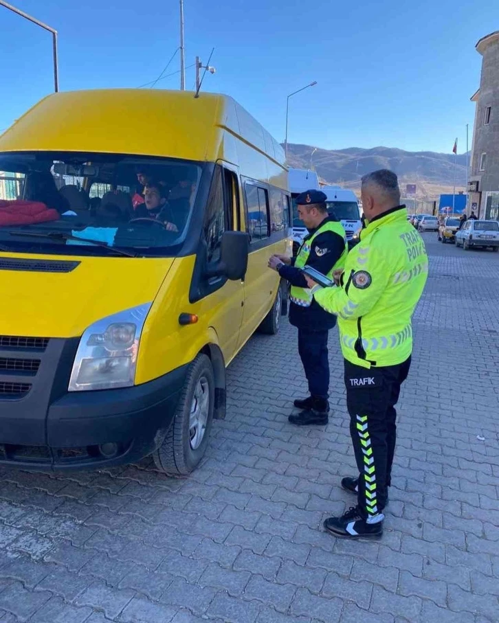 Tunceli’de okul servisi denetimleri sürüyor
