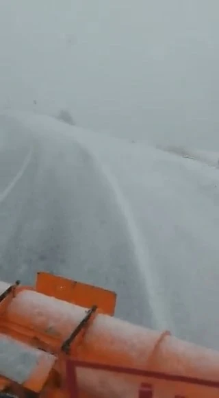 Tunceli’nin ilçe yollarında kar yağışı başladı, valilik uyardı
