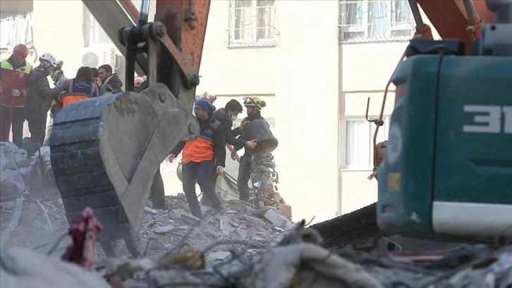 Tüpraş'ın deprem bölgesine desteği devam ediyor