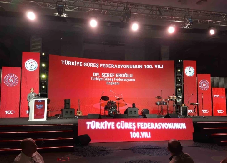 Türk güreş camiası gala gecesinde buluştu
