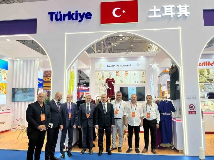 Türk ihracatçılar Urumçi’de yeni iş birliklerine imza attı

