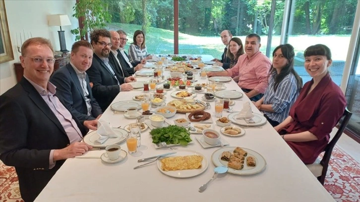 Türk kahvaltısı Brüksel'de dünya medyasına tanıtıldı