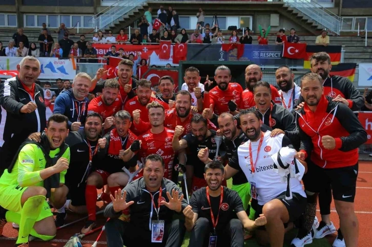 Turkcell’in ana sponsorluğundaki Ampute Milli Futbol Takımı üst üste 3’üncü kez Avrupa şampiyonu
