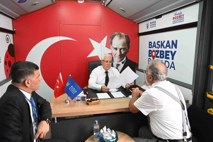 Mustafa Bozbey makamını ilçeye taşıdı