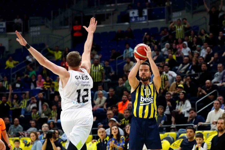 Fenerbahçe: 79 - Merkezefendi Belediyesi: 72