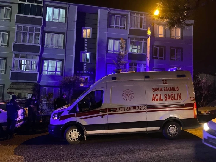 Üçüncü kattan düşen çocuk yaralandı, Babası korktu