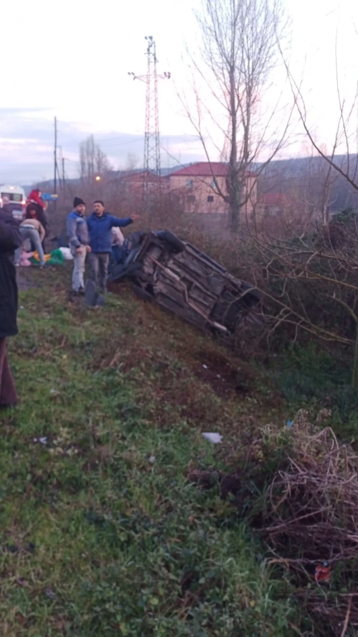 Uçuruma yuvarlanan araçtaki bebek hayatını kaybetti
