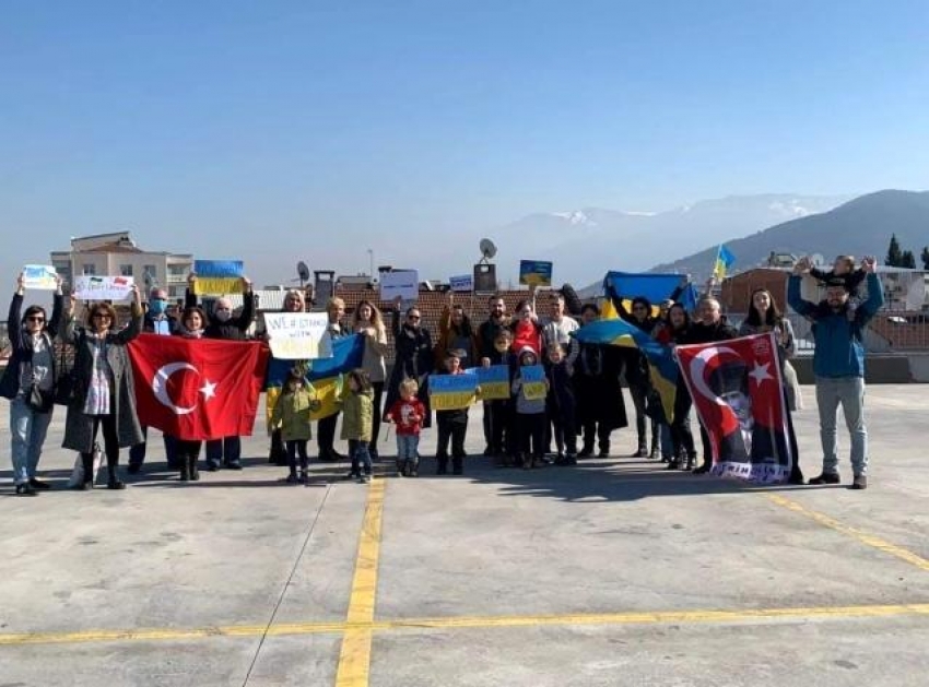 Bursa'da yaşayan Ukraynalılardan protesto