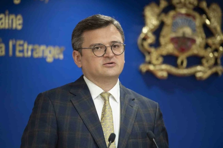 Ukrayna Dışişleri Bakanı Kuleba: “Bizim için Rusya’da birinin Putin’e meydan okumaya cüret etmesi an meselesiydi"

