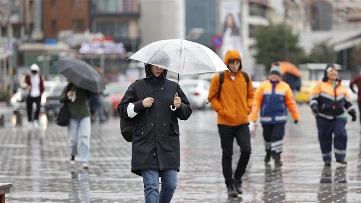 Ülke genelinde yarından itibaren soğuk ve yağışlı hava etkili olacak