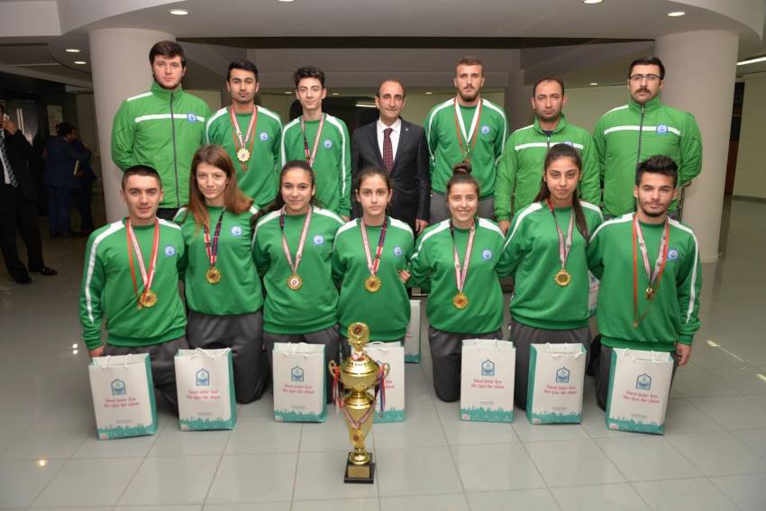 Avrupa badmintonunda Yıldırım fırtınası