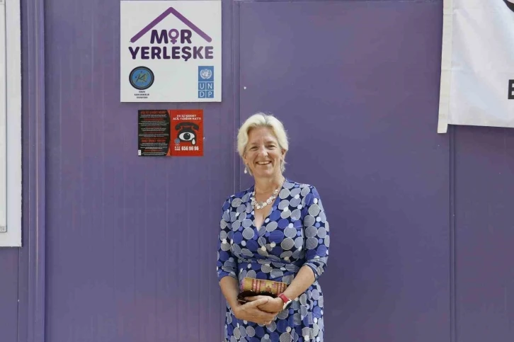 UNDP Türkiye Temsilcisi Louisa Vinton, çadır kentte “Mor Yerleşke”yi ziyaret etti
