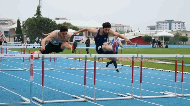 Ünilig Atletizm Türkiye Şampiyonası Manisa’da başladı