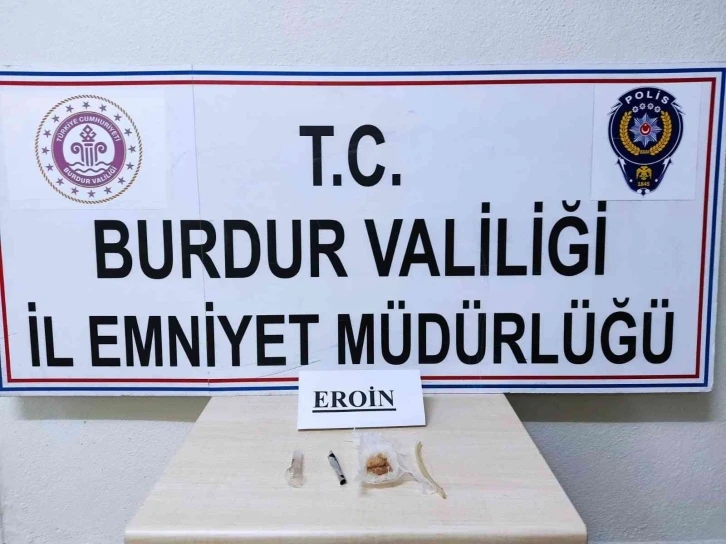 Uyuşturucu operasyonunda 6,73 gram eroin ele geçirildi
